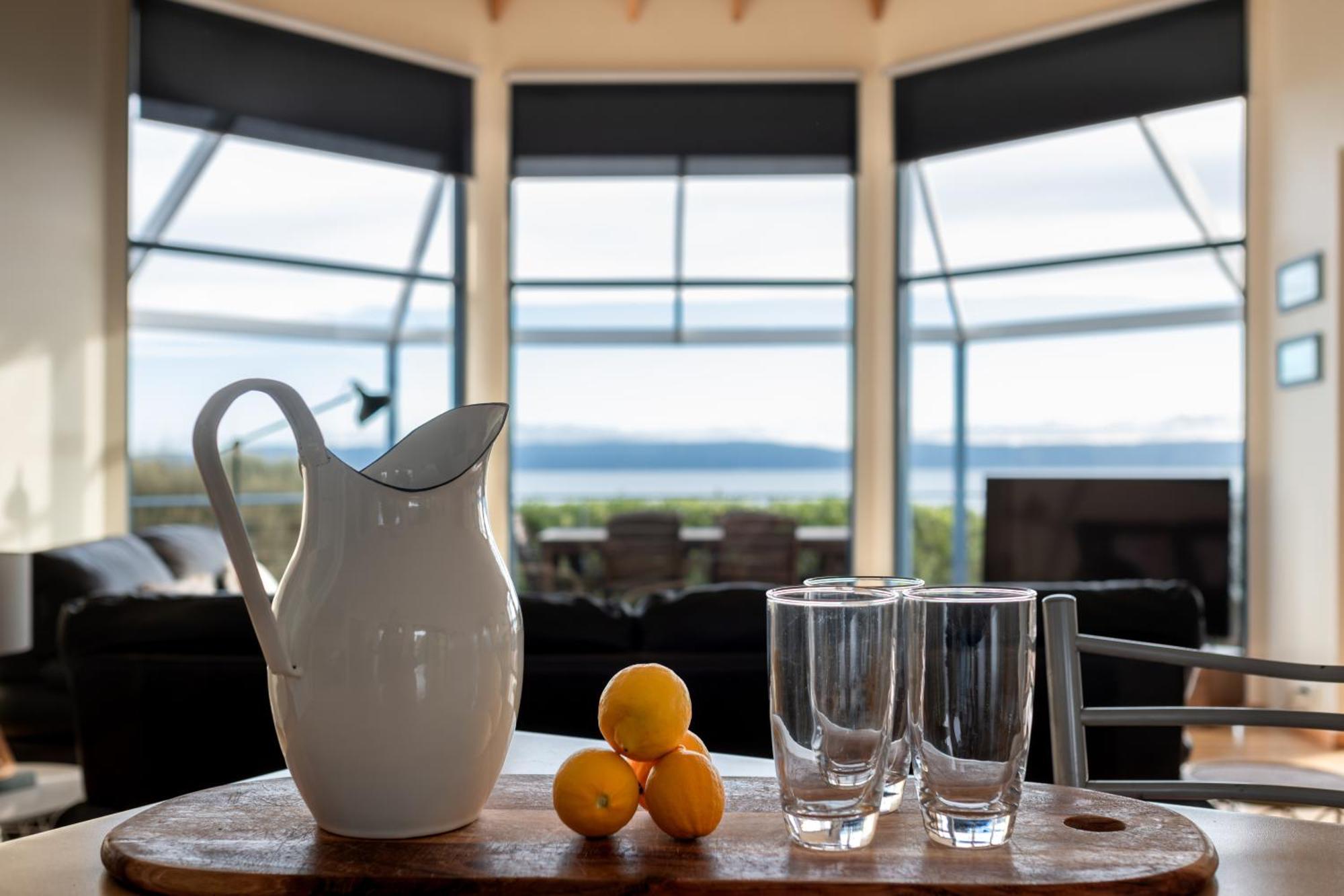 Waterline Holiday Home Coles Bay Eksteriør billede